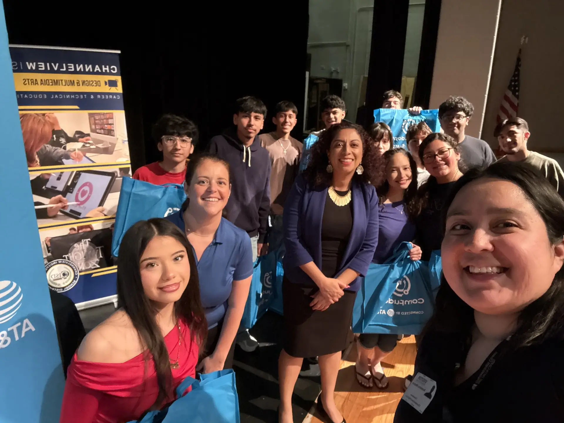 EHCEC volunteers coming together to serve the community.